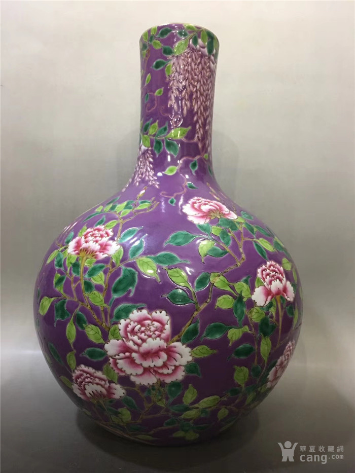 大雅斋 紫地粉彩花鸟天球瓶
