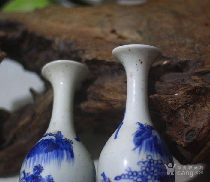 康熙青花山水柳叶瓶一对图片