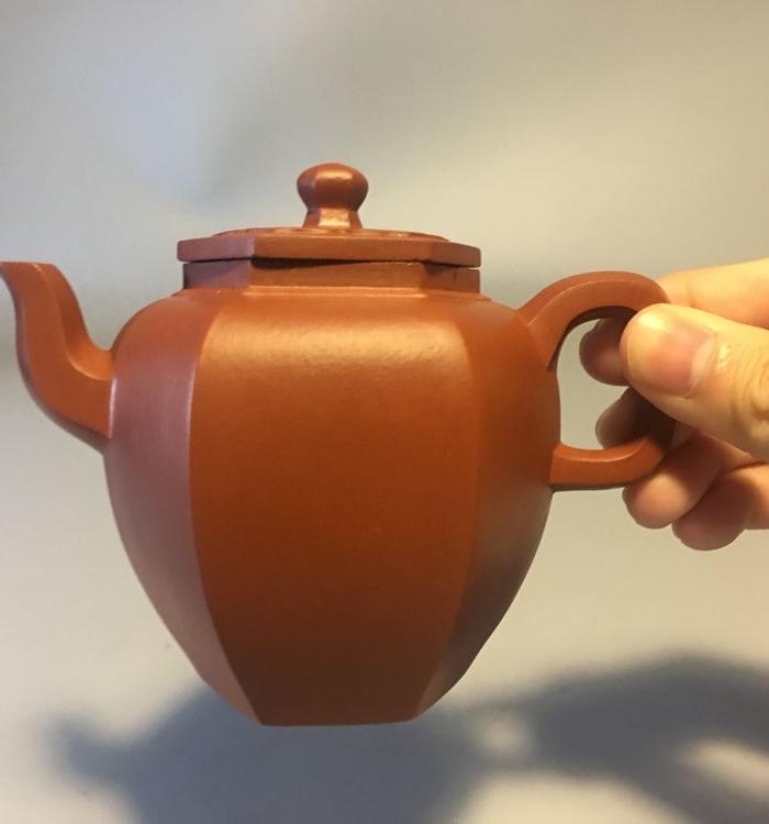 紫砂壶约200cc,完整,