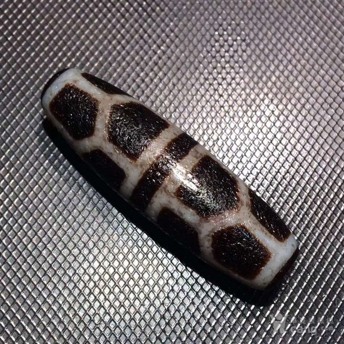 高油龟裂纹天珠