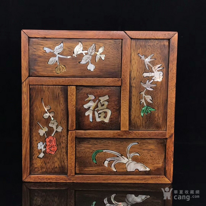花梨木镶贝梅兰竹菊机关盒