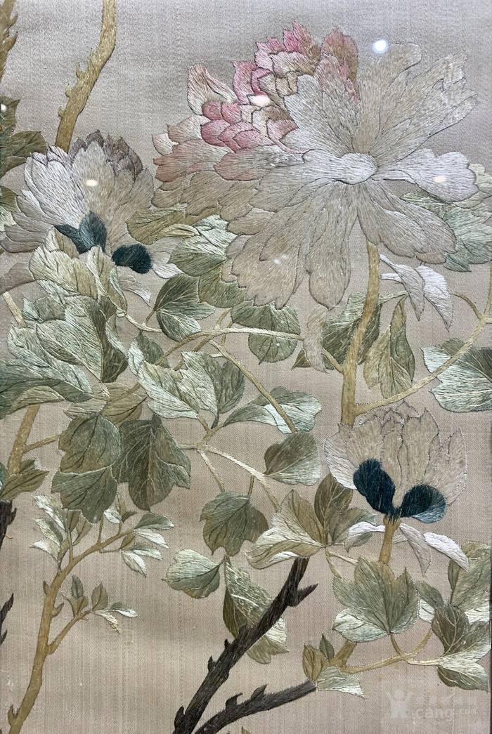 清代精美花鸟苏绣