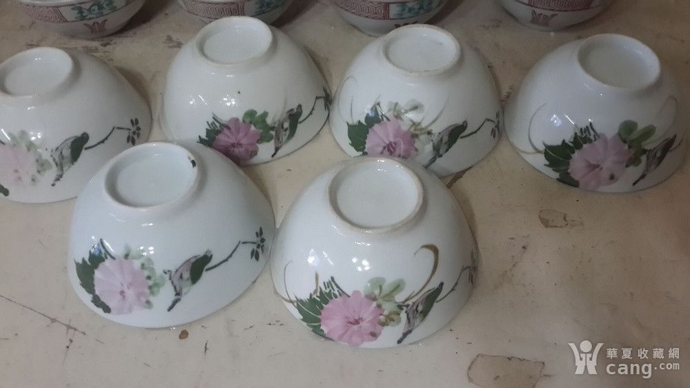 瓷器 民国 24个大碗茶碗  藏品描述 藏品展示 报价记录 服务保障