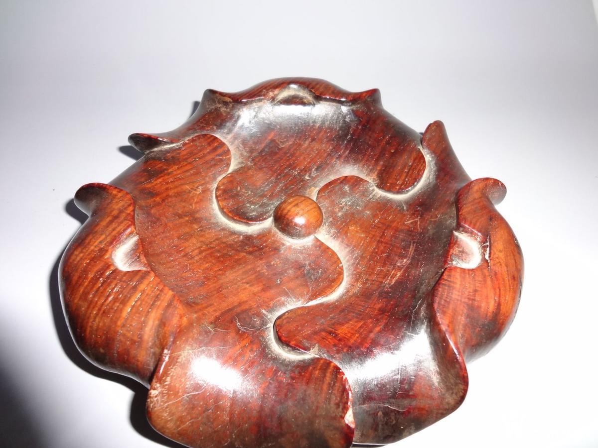 清 黄花梨荷叶整木大底座