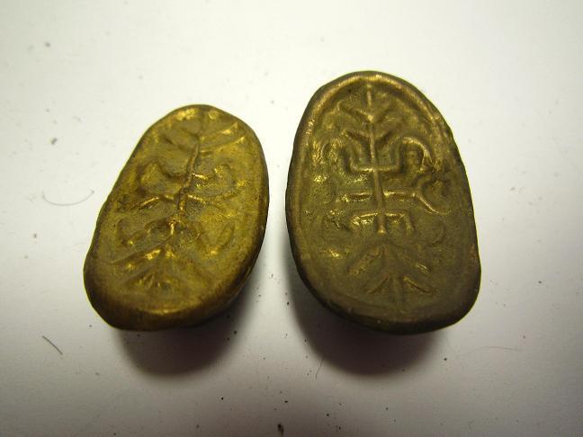 傻开门 民国时期 老铜元宝带花带鎏金(两件一枪打)