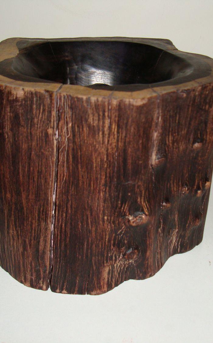 印尼黑檀笔筒重五六斤吧