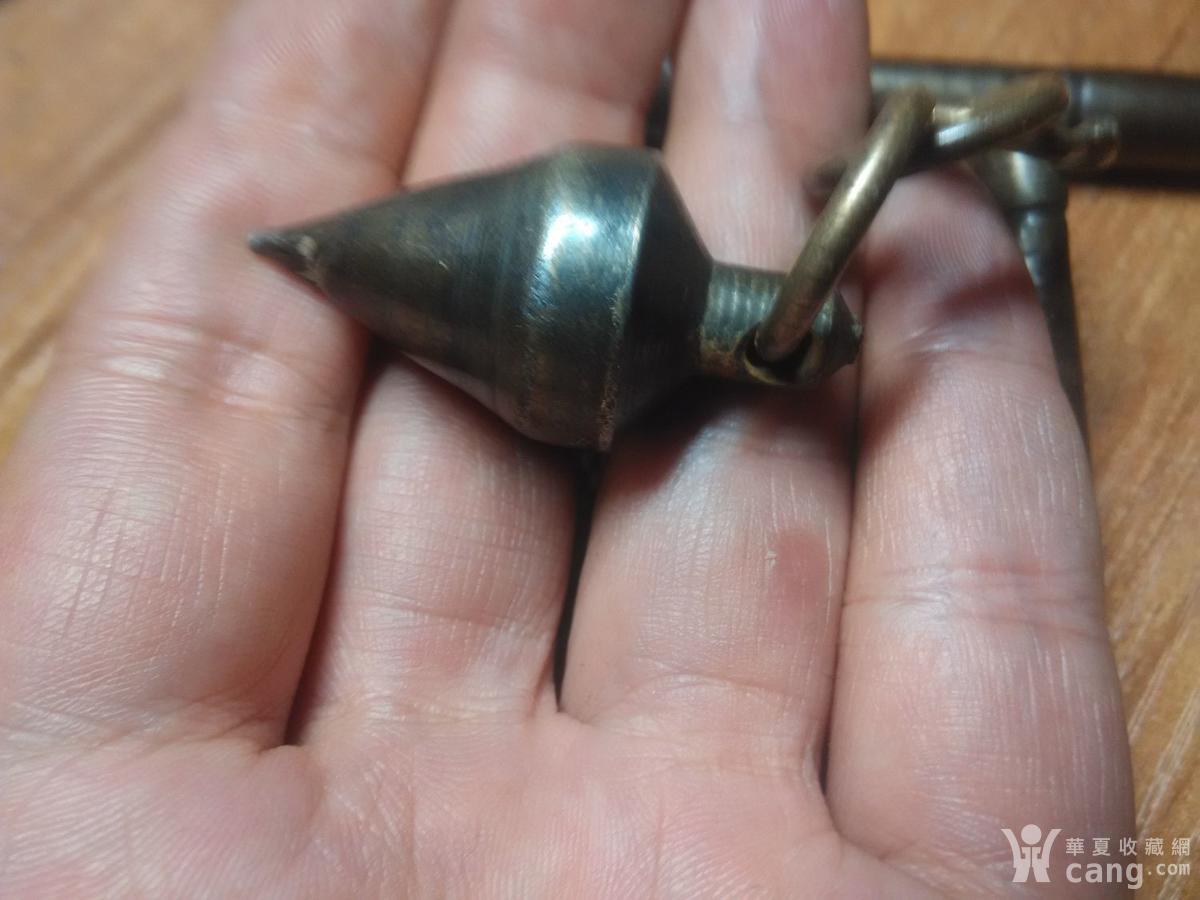 包老漂亮的铜三节鞭