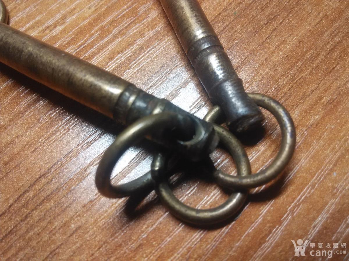 包老漂亮的铜三节鞭