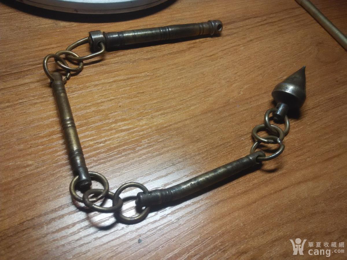 包老漂亮的铜三节鞭