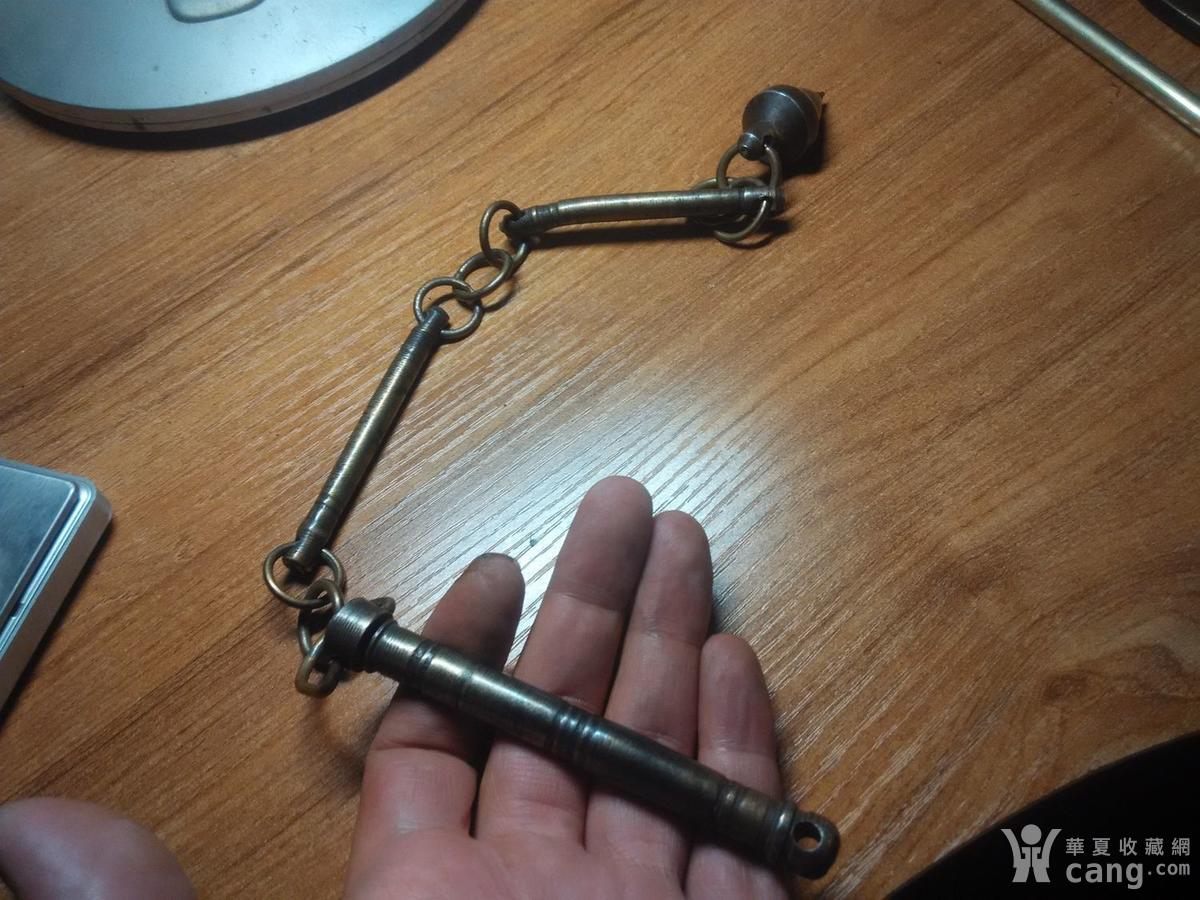 包老漂亮的铜三节鞭