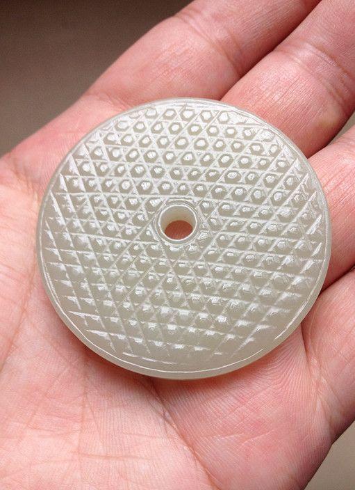 和田玉 精雕 仿古 玉璧