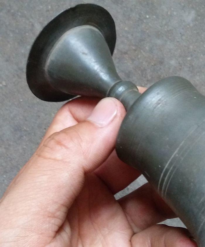 造型很少见的民国锡酒嗉子-----好品少见