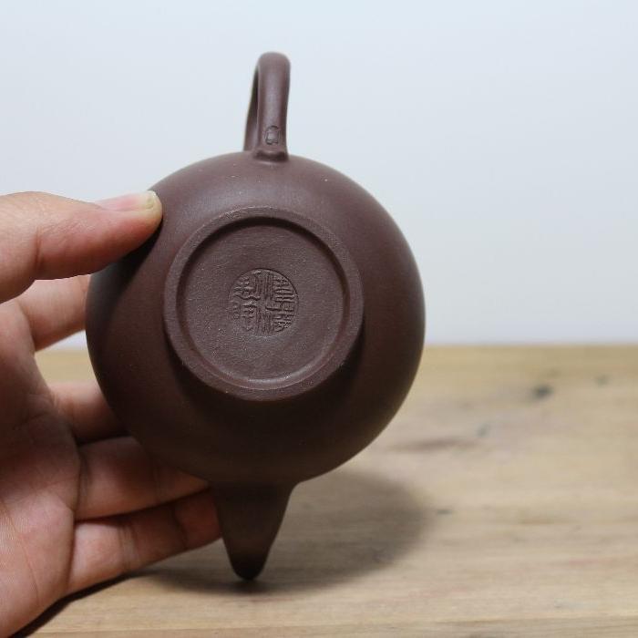 卢伟萍小号笑樱紫砂壶