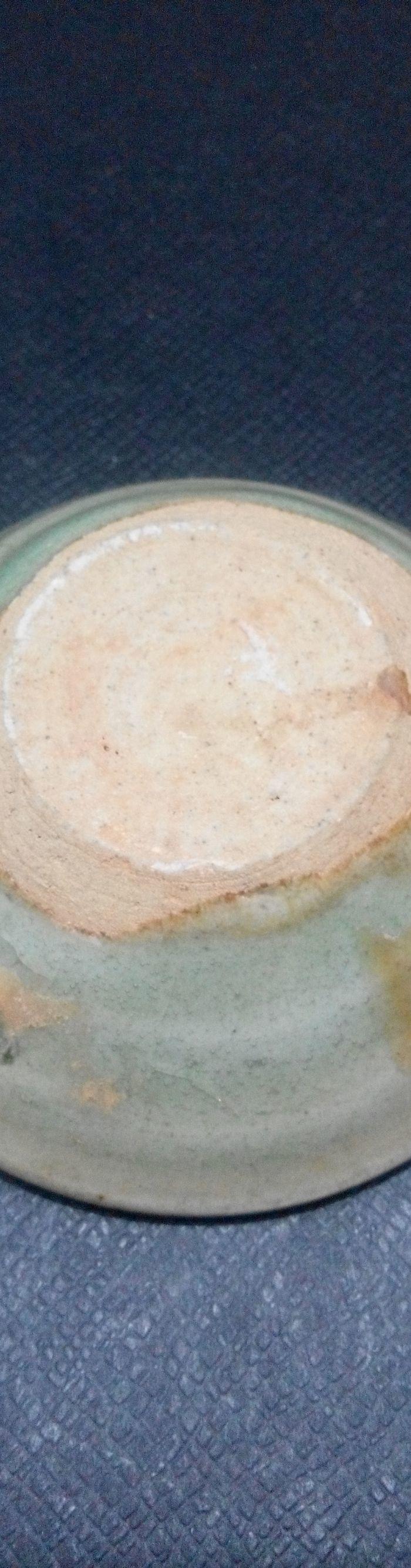 元代梅子青龙泉油灯盏