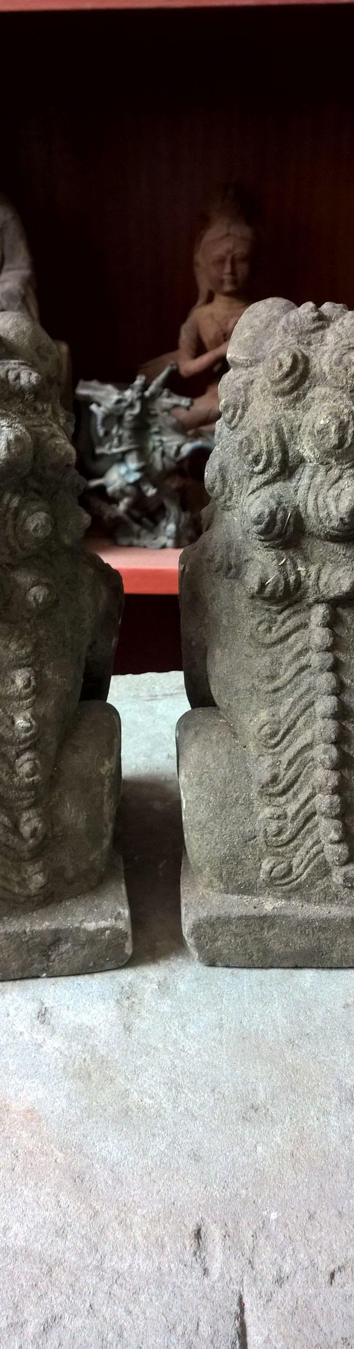 清末民初石雕狮子一对