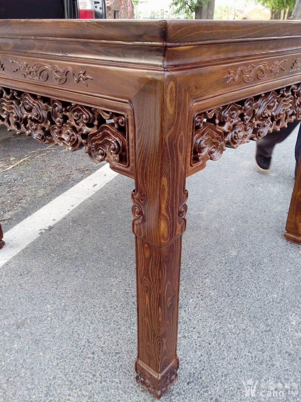 老料柞榛灵芝三弯腿兽脚八仙方桌一张