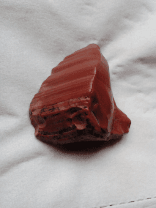 滇保南红鸡肝玛瑙原石