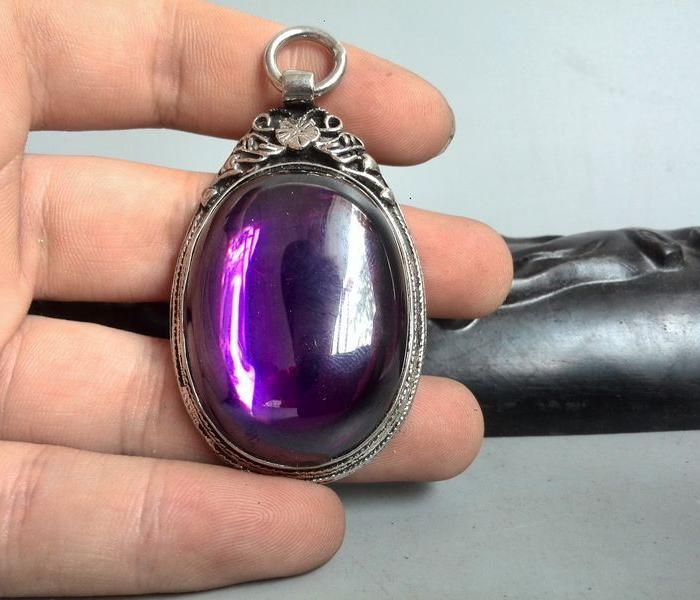 清代传世少见的蓝宝石挂件