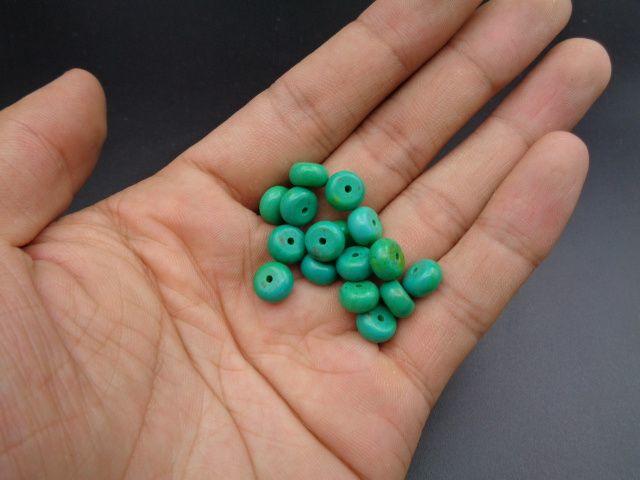 下乡收来的清代绿松石珠子一把