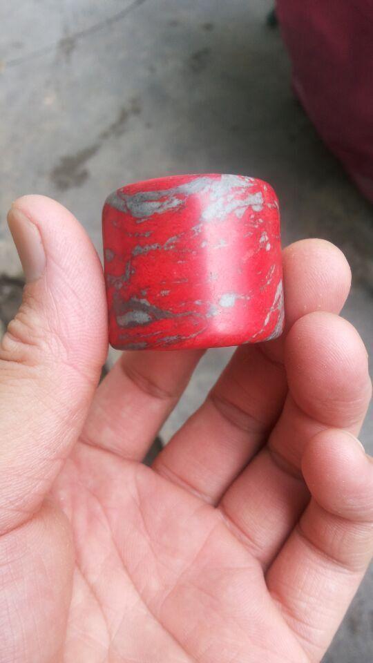 鸡血石扳指