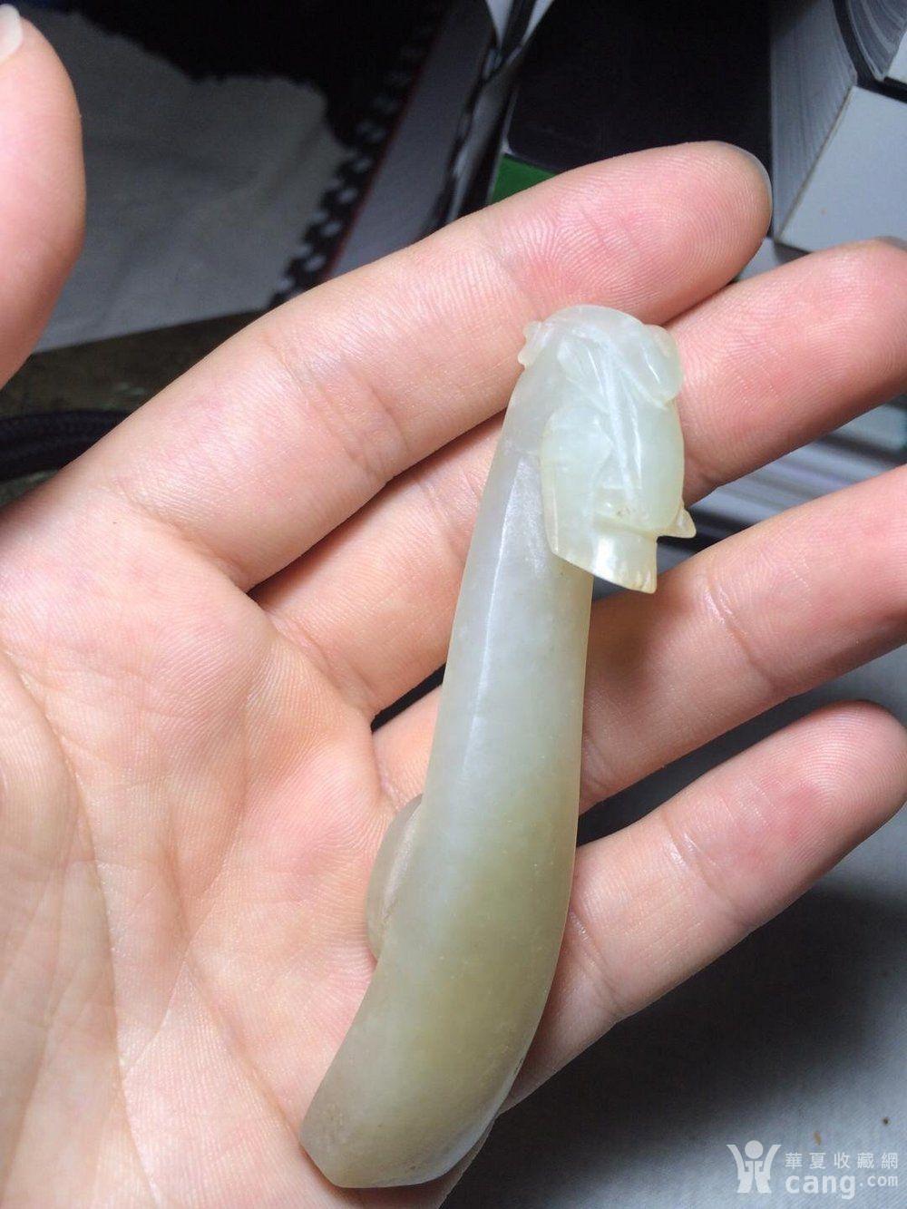 捡漏啦〓〓明代龙勾,和田籽料,如图颈部和胫部有天然小浅绺