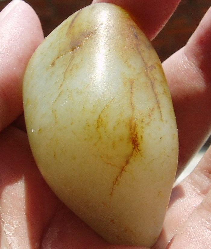 和田暖白籽料原石83克!