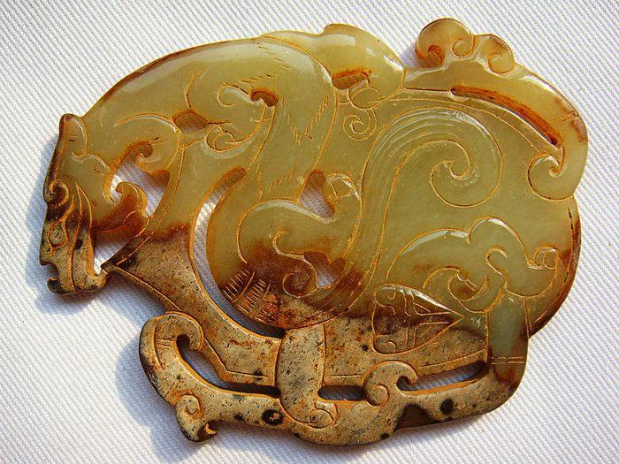 西周老和田玉龙凤佩7.9x6.1x0.5厘米