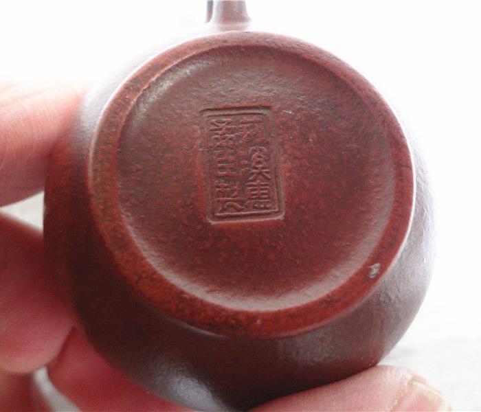 惠孟臣款老紫砂壶