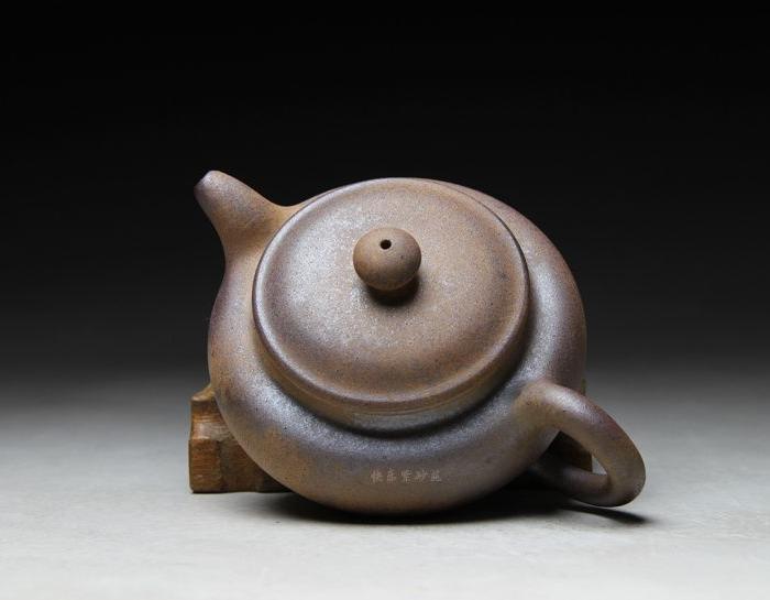 宜兴古龙窑柴烧独特高温窑变紫砂壶 吴永兵仿古意 孤品