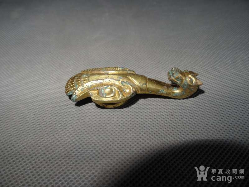 汉代铜鎏金带钩图片
