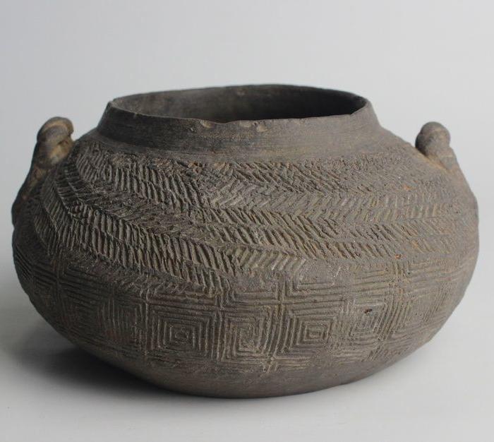 西周印纹硬陶双耳小尊