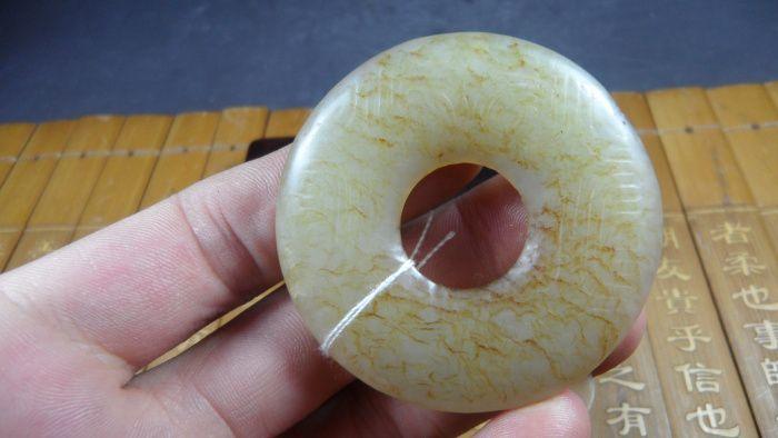 老和田玉牛毛纹带工玉璧平安扣玉钱古玉老玉玉器古玩杂项