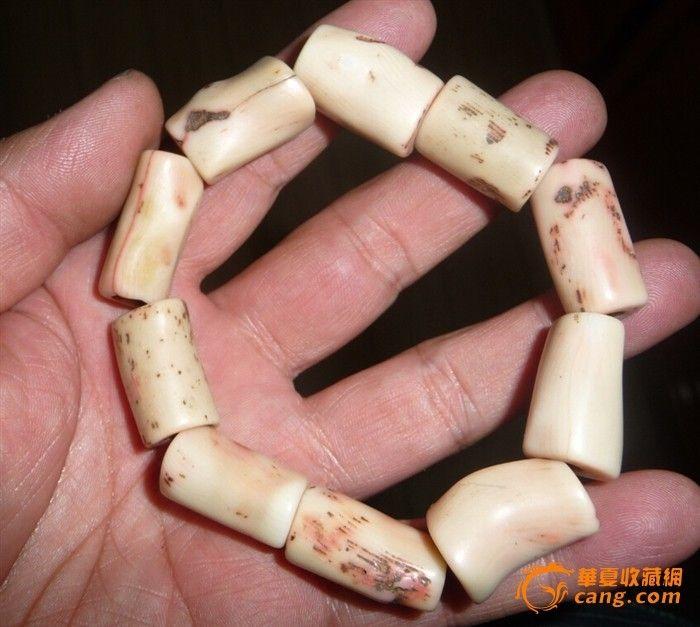 老白珊瑚手串