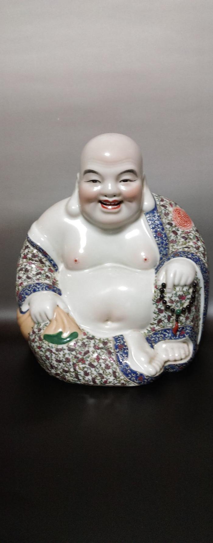 曾龙升粉彩弥勒佛像