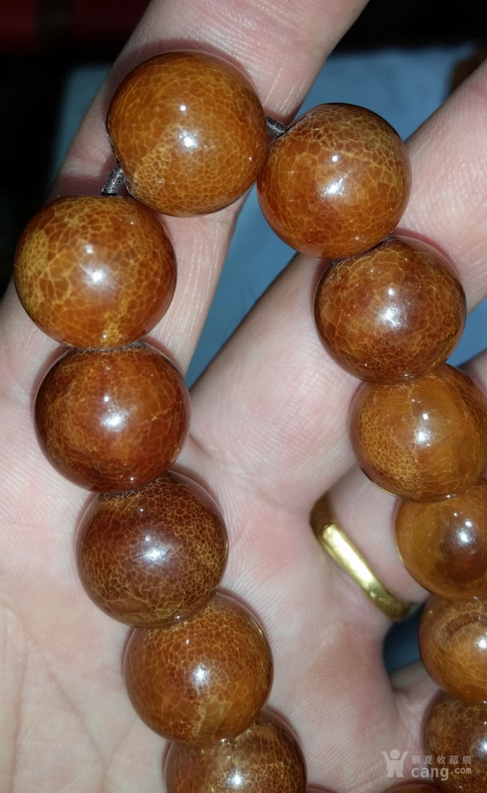 清代传世蜜蜡手钏自然冰裂纹