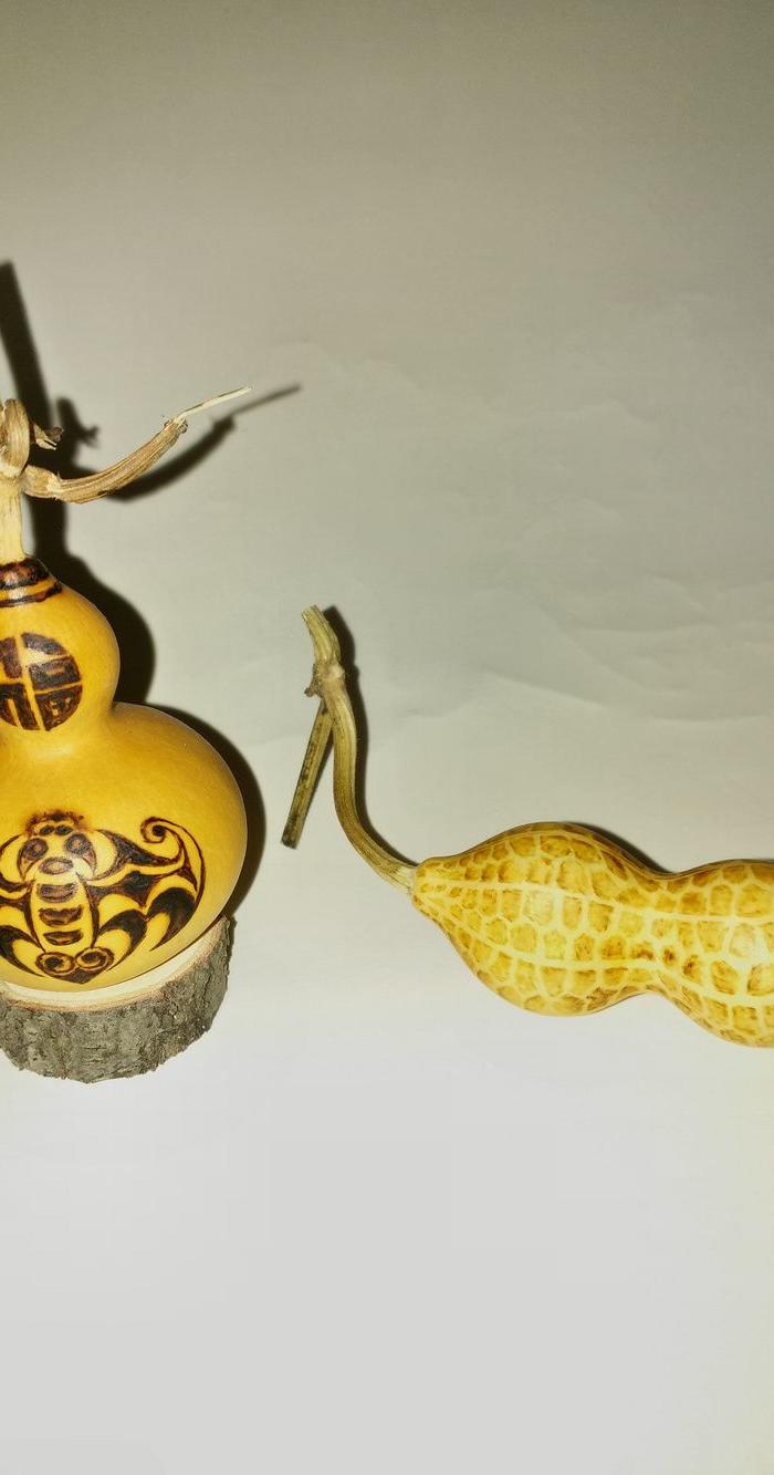 世伟护禄- 福,花生 葫芦两个