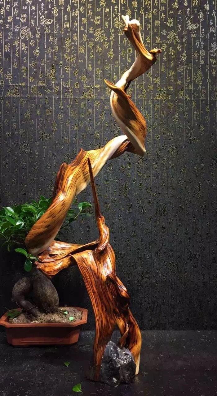 极品太行崖柏双色虎*纹《飞龙在天》