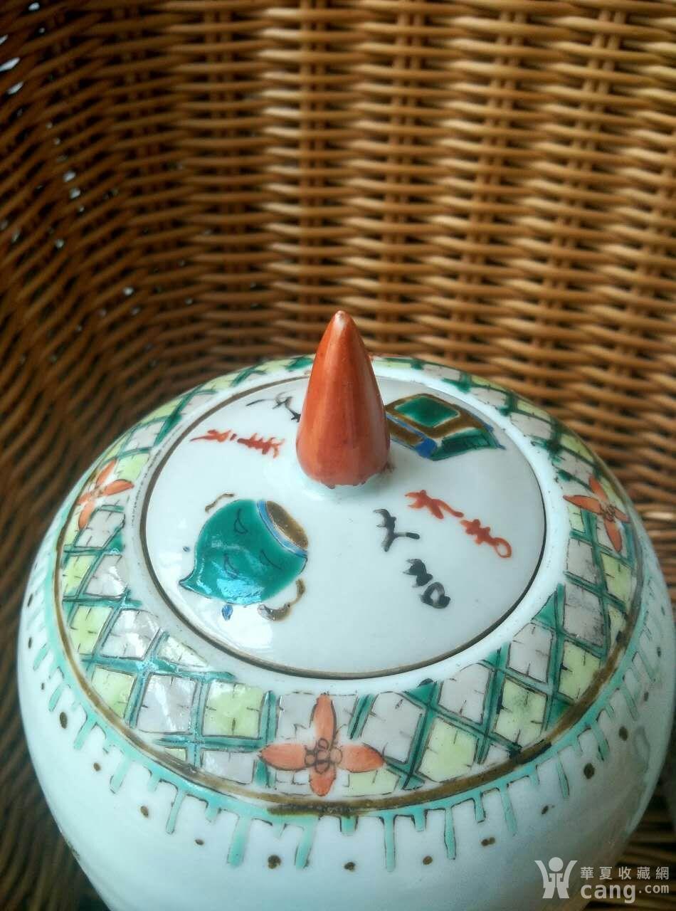 民国大家查义兴"鼎中花"冬瓜盖罐一对,全品