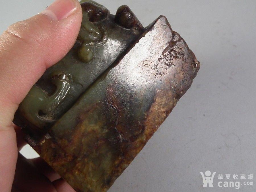 明代和田青玉老提油黑沁满工浮雕螭龙纹大方玉席镇