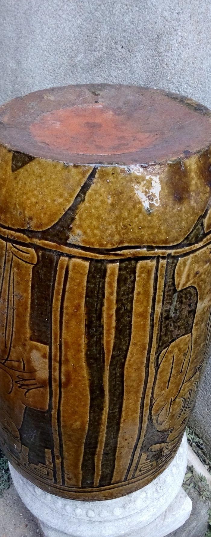 马口窑黄釉人物罐