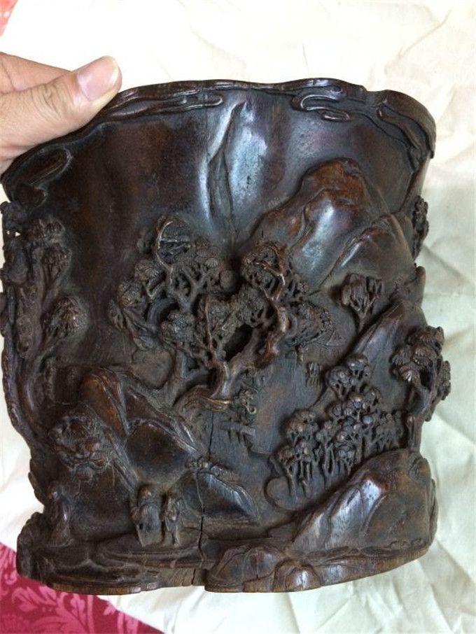 清代奇楠沉香高浮雕笔筒