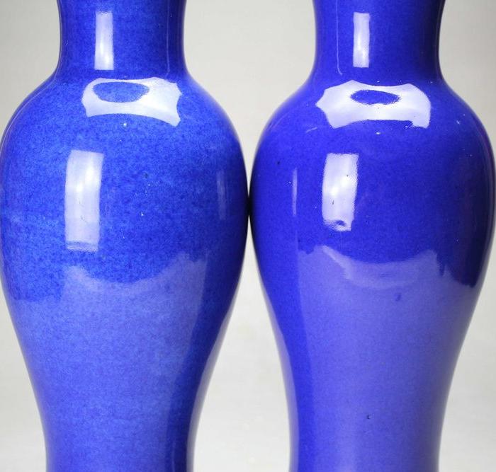 清光绪洒蓝釉观音瓶一对