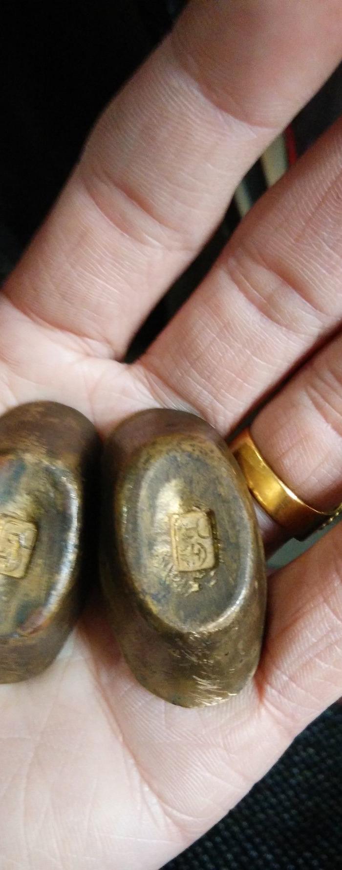 80年代铜元宝一对,招财进宝,包浆不错