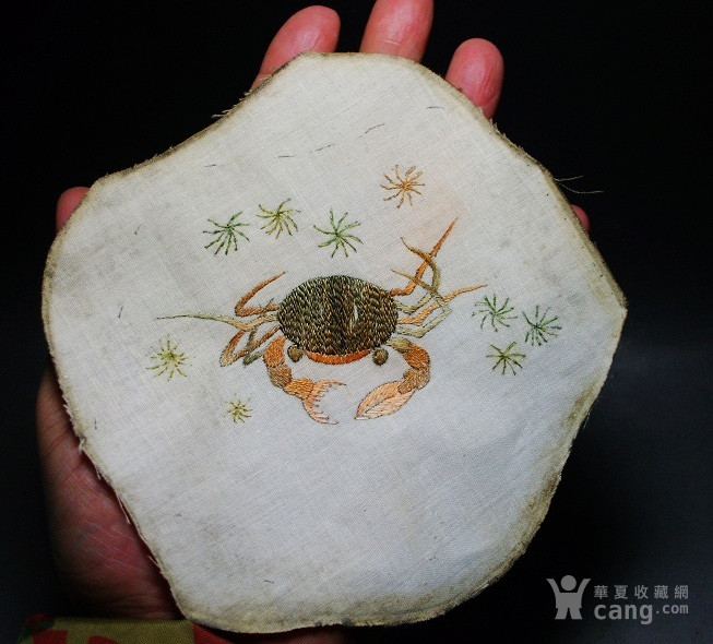 清代 湘绣 一甲传胪大螃蟹一只