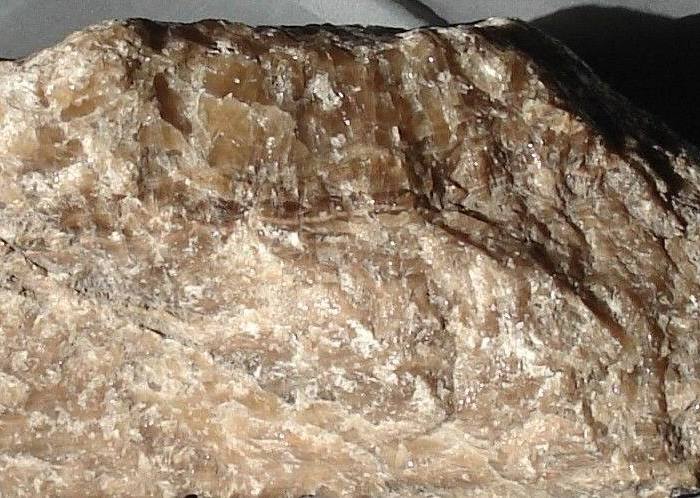 金香玉原石(1960克)