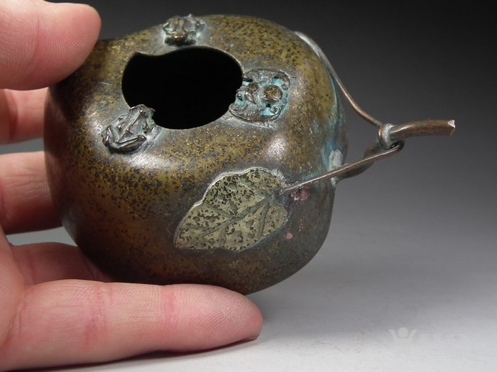 民国老黄铜永宜昌款蝙蝠青蛙大水盂