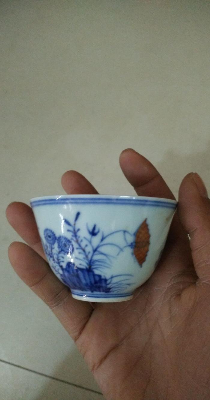 成化斗彩三秋杯