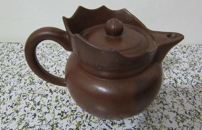 邵大亨制紫砂僧帽壶