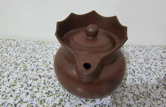邵大亨制紫砂僧帽壶