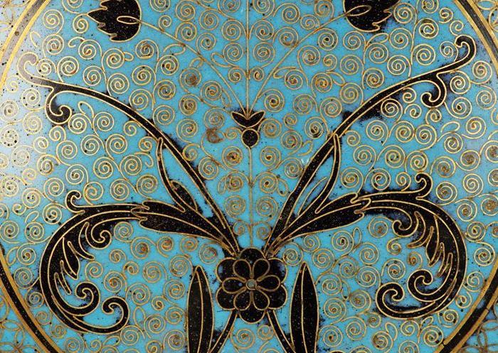 清掐丝珐琅忍冬纹茶叶罐